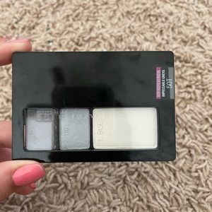 Eyeshadow pallette